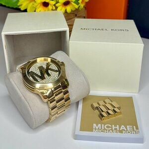 🆕MICHAEL KORS Gold-Tone Runway Mercer Watch MK5706